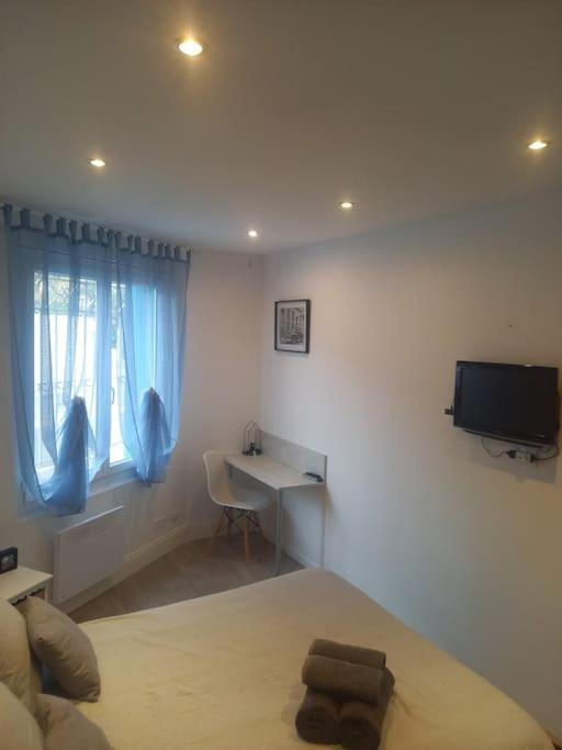 Cosy T2, Meuble De Tourisme 3 Etoiles, Parking Ferme , 2Velos, Wi-Fi Narbonne Exterior photo