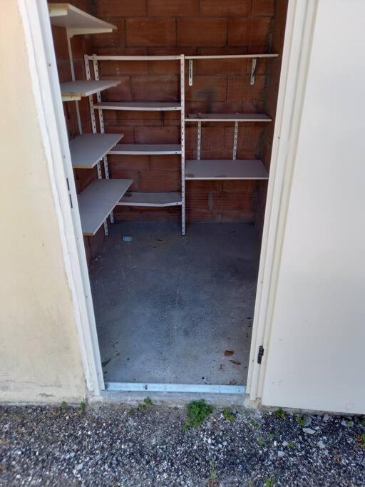 Cosy T2, Meuble De Tourisme 3 Etoiles, Parking Ferme , 2Velos, Wi-Fi Narbonne Exterior photo